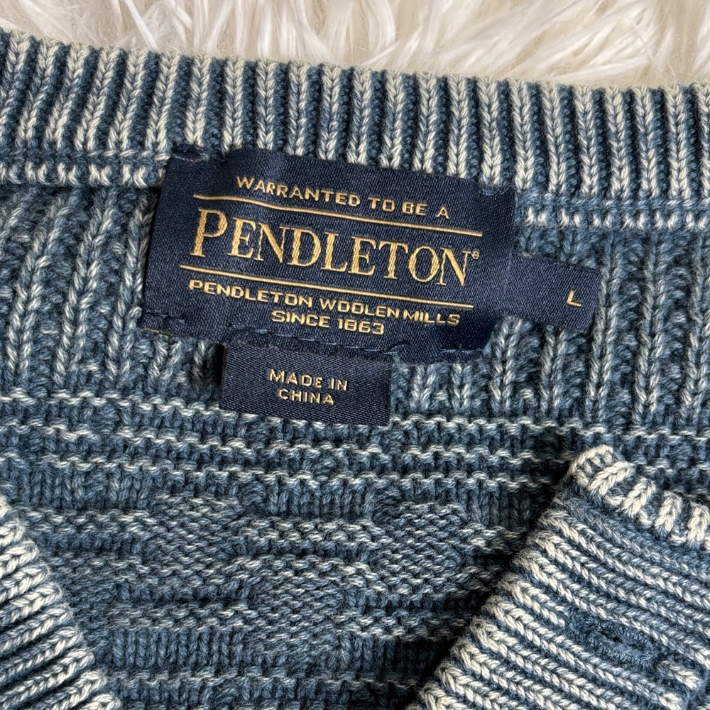 Pendleton Men's Geometric Crewneck Sweater - Picture 3 of 6